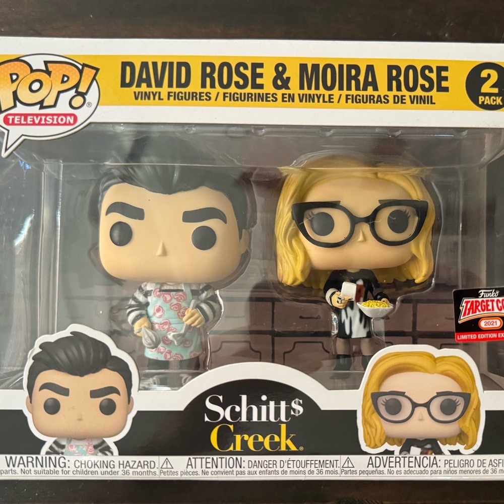 Funko Pop! Schitts Creek David Rose & Moira Rose Fold Target Con Exclusive 2021
